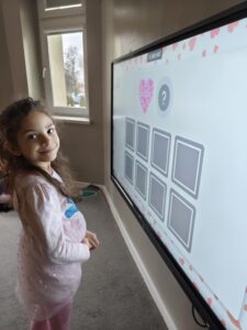 e13cfb23-757f-4216-858f-e876509433e8